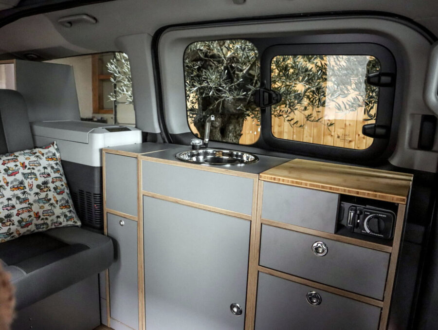 Summermobil presenteert modulair camperbusje op basis van Ford Tourneo Custom